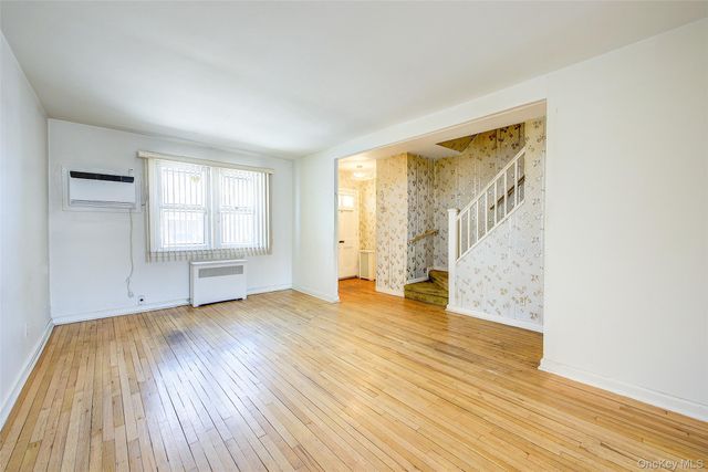 7533 168th Street, Fresh Meadows, NY 11366