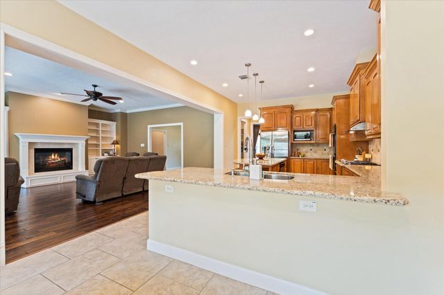8512 Prince William Court, Montgomery, TX 77316