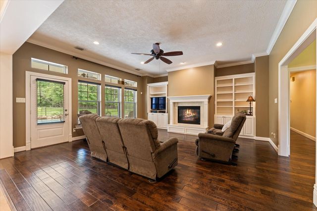 8512 Prince William Court, Montgomery, TX 77316