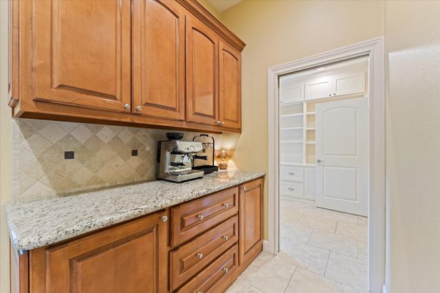 8512 Prince William Court, Montgomery, TX 77316
