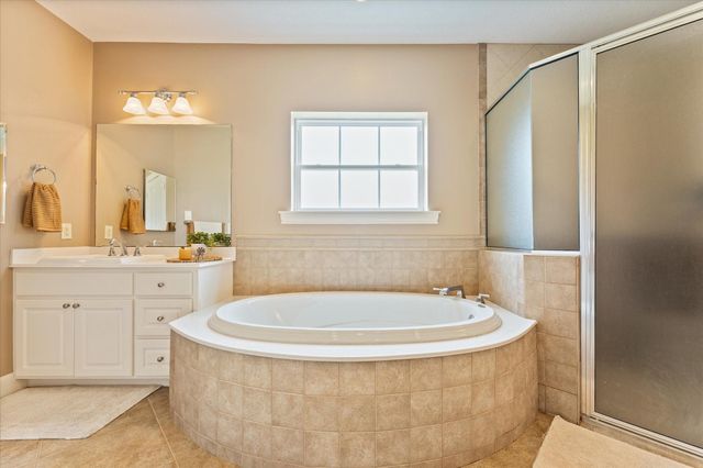 8512 Prince William Court, Montgomery, TX 77316