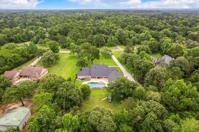 8512 Prince William Court, Montgomery, TX 77316