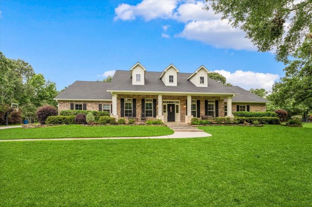 8512 Prince William Court, Montgomery, TX 77316