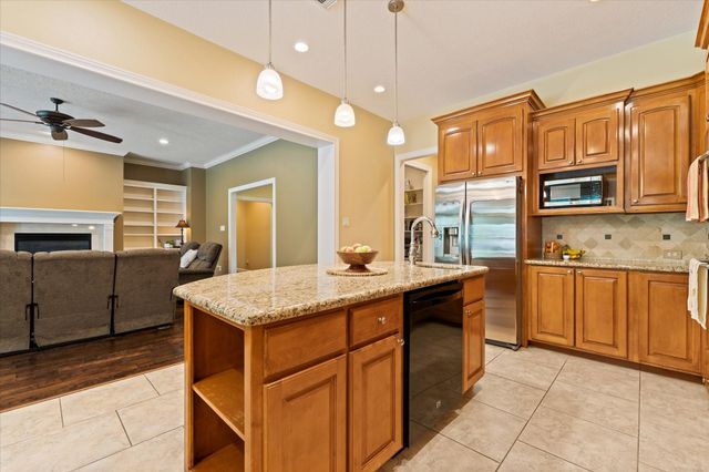 8512 Prince William Court, Montgomery, TX 77316