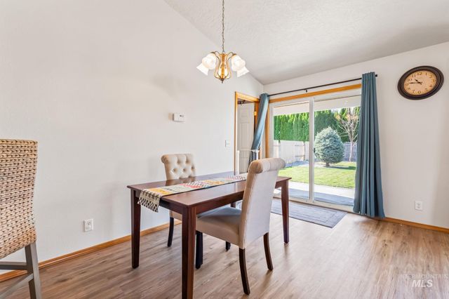 11831 W Blueberry, Nampa, ID 83651