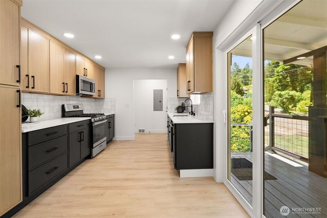 6312 Chico Way NW, Bremerton, WA 98312