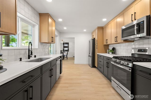6312 Chico Way NW, Bremerton, WA 98312