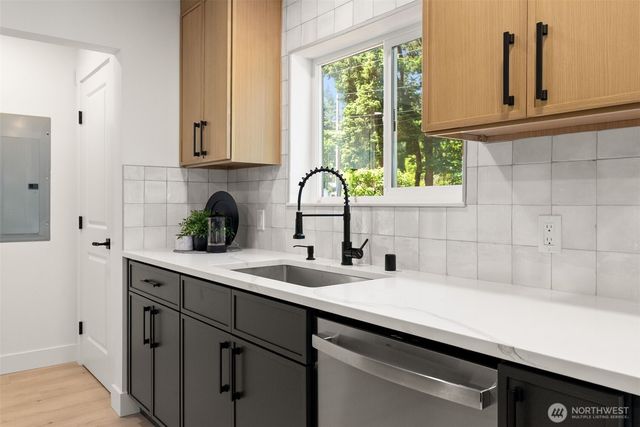6312 Chico Way NW, Bremerton, WA 98312
