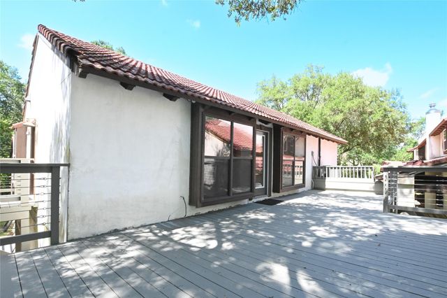 1 Lovers Lane 2, Dickinson, TX 77539