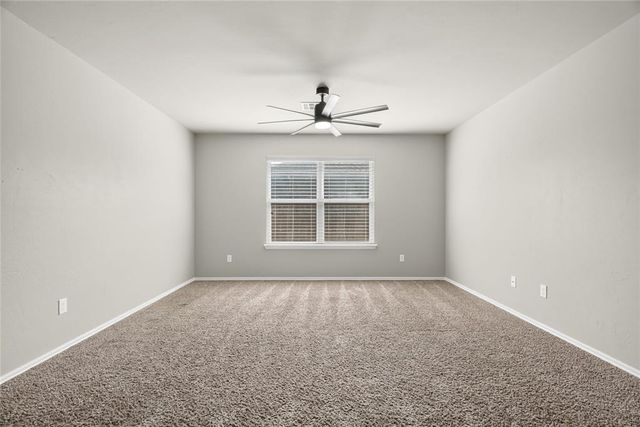 9209 NW 71st Street, Yukon, OK 73099