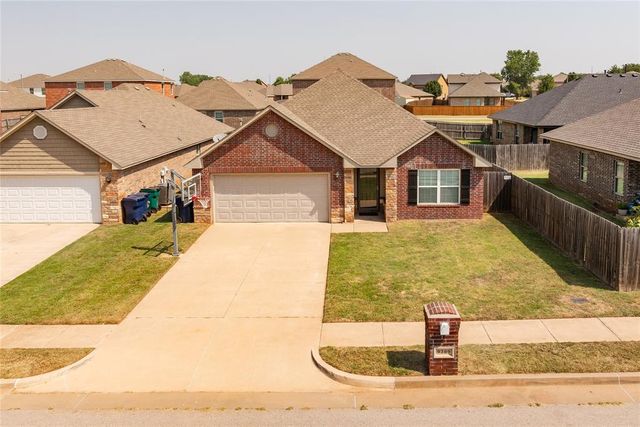 9209 NW 71st Street, Yukon, OK 73099