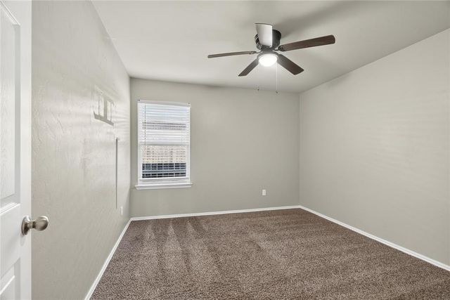 9209 NW 71st Street, Yukon, OK 73099