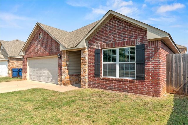 9209 NW 71st Street, Yukon, OK 73099