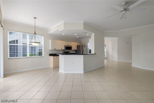 3058 Driftwood WAY 4407, Naples, FL 34109
