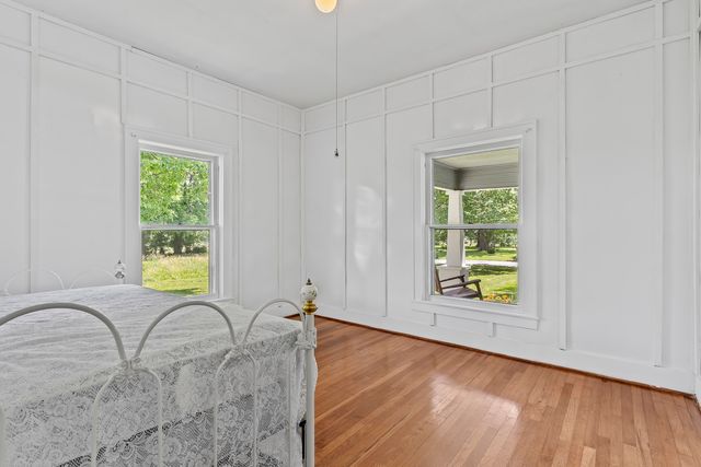 419 E New Melville Road, Willard, MO 65781