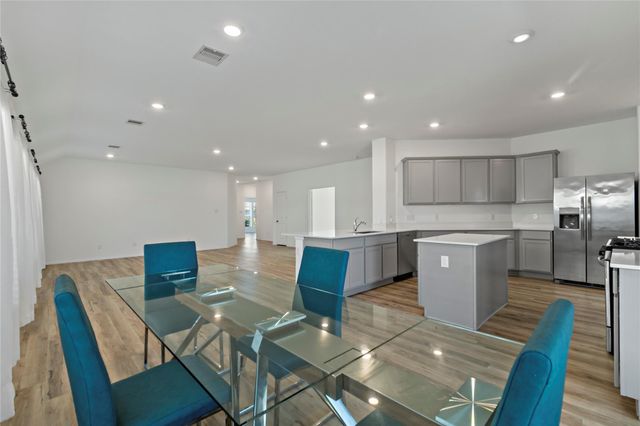 4818 Penton Meadow Lane, Rosharon, TX 77583