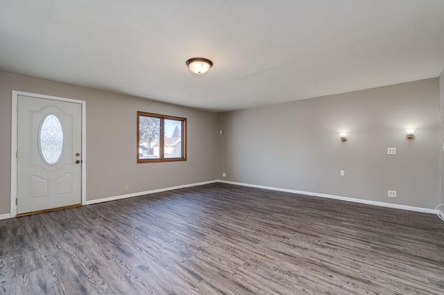 411 W Alden Street, Arlington, MN 55307