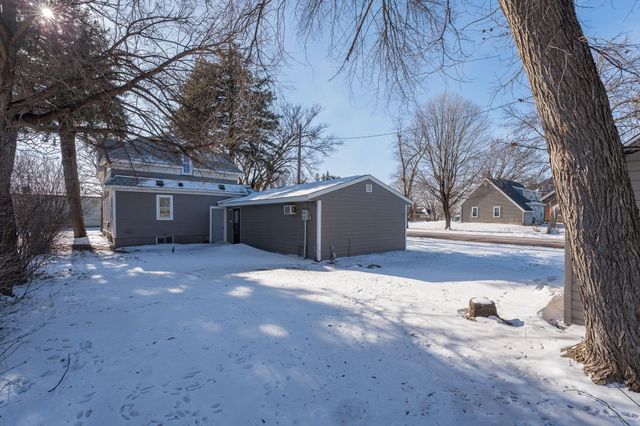 411 W Alden Street, Arlington, MN 55307