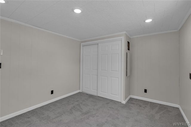 77 Lakewood Village Drive, Shelby, NY 14103