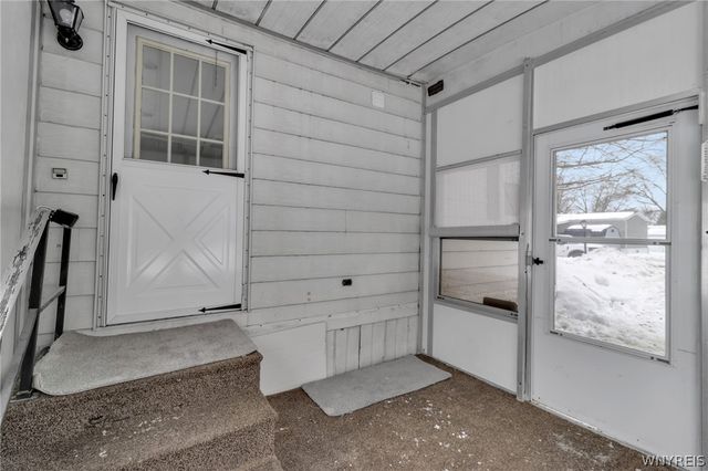 77 Lakewood Village Drive, Shelby, NY 14103