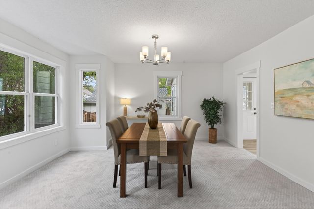 1806 Sherwood Avenue, Saint Paul, MN 55119