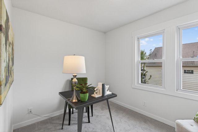 1806 Sherwood Avenue, Saint Paul, MN 55119