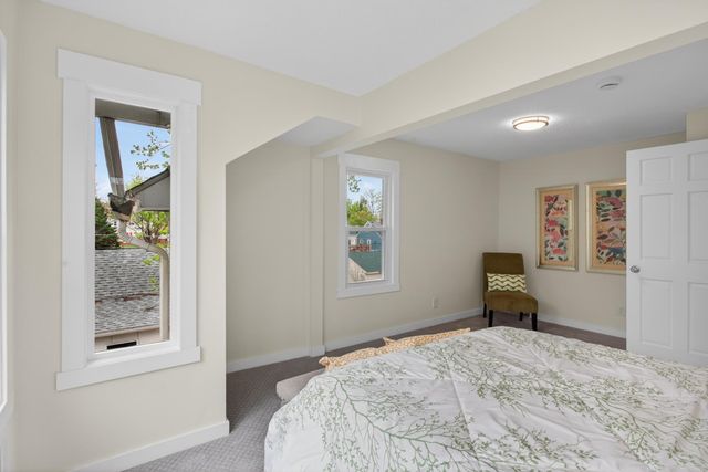 1806 Sherwood Avenue, Saint Paul, MN 55119