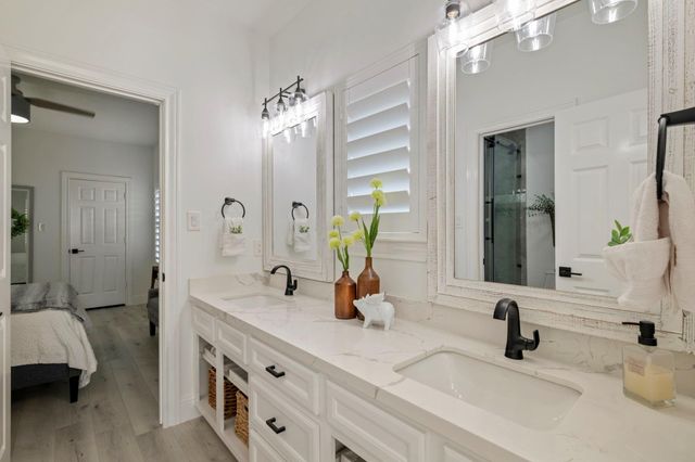 9822 Crestwater Circle, Magnolia, TX 77354