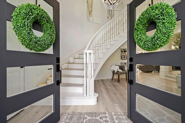 9822 Crestwater Circle, Magnolia, TX 77354