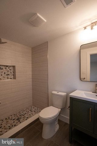 321 IRIS RD, Cherry Hill, NJ 08003