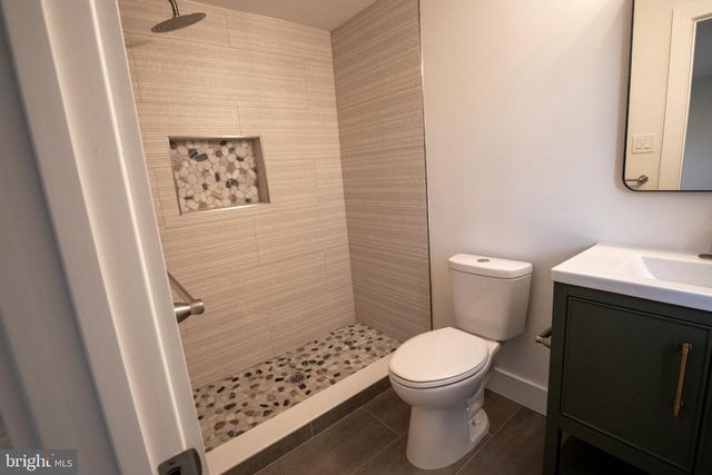 321 IRIS RD, Cherry Hill, NJ 08003