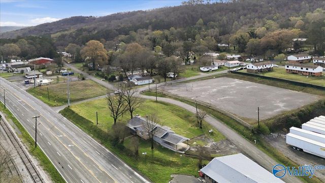 3513 Hideaway Drive, Guntersville, AL 35976