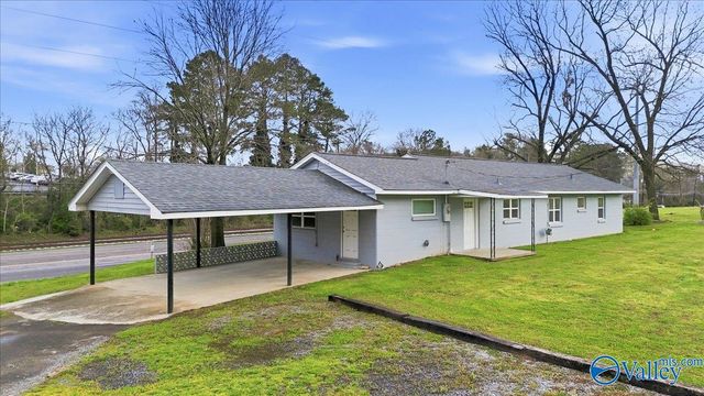3513 Hideaway Drive, Guntersville, AL 35976