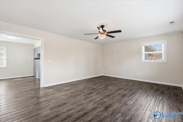 3513 Hideaway Drive, Guntersville, AL 35976