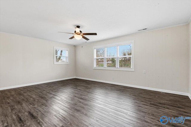 3513 Hideaway Drive, Guntersville, AL 35976