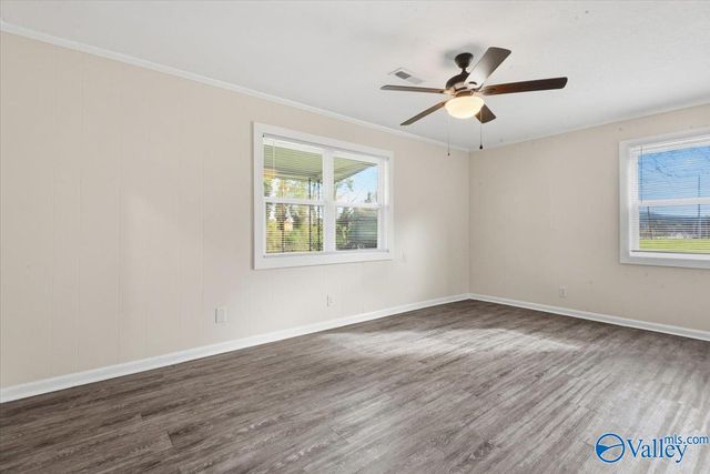 3513 Hideaway Drive, Guntersville, AL 35976