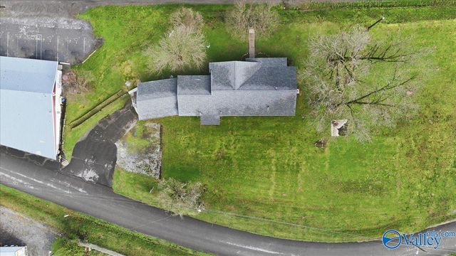 3513 Hideaway Drive, Guntersville, AL 35976