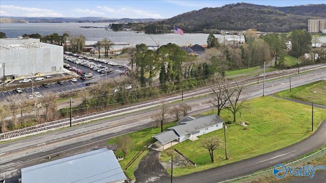 3513 Hideaway Drive, Guntersville, AL 35976