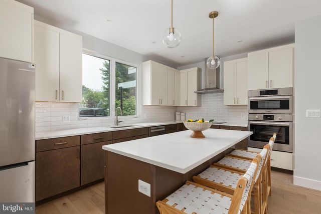 7435 NIGH RD, Falls Church, VA 22043