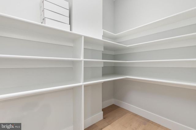 7435 NIGH RD, Falls Church, VA 22043