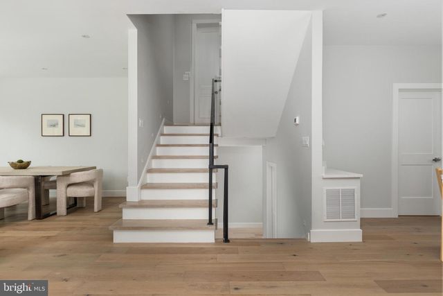 7435 NIGH RD, Falls Church, VA 22043