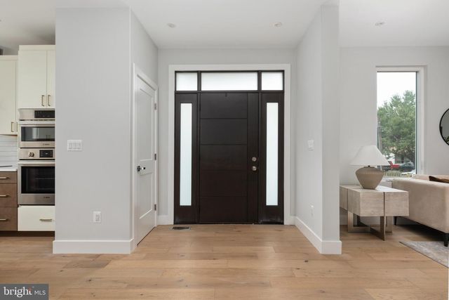 7435 NIGH RD, Falls Church, VA 22043