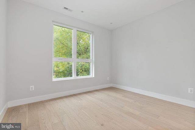 7435 NIGH RD, Falls Church, VA 22043