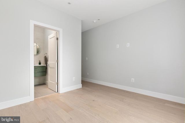 7435 NIGH RD, Falls Church, VA 22043