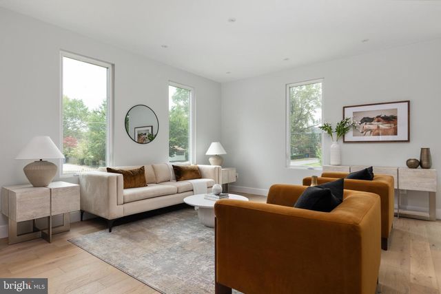 7435 NIGH RD, Falls Church, VA 22043