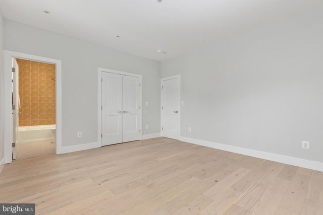 7435 NIGH RD, Falls Church, VA 22043