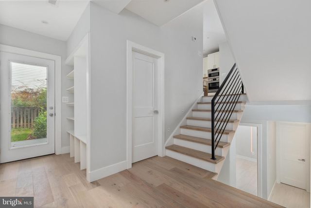 7435 NIGH RD, Falls Church, VA 22043