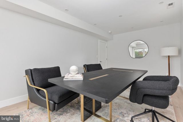 7435 NIGH RD, Falls Church, VA 22043