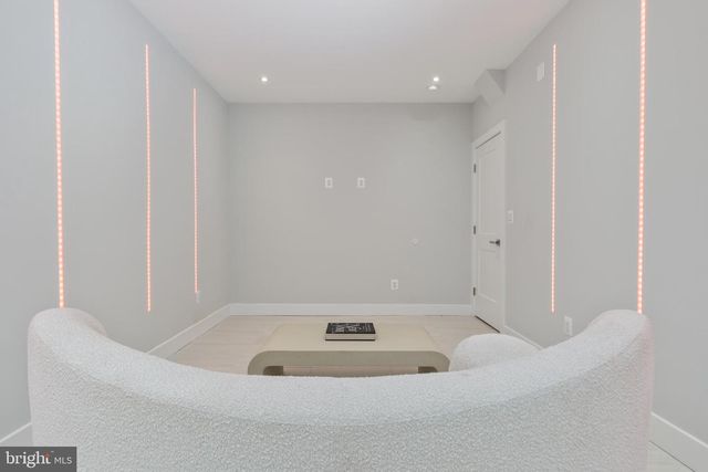 7435 NIGH RD, Falls Church, VA 22043