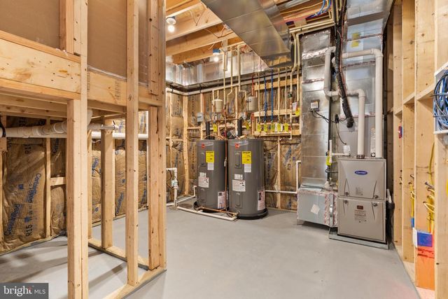 7435 NIGH RD, Falls Church, VA 22043